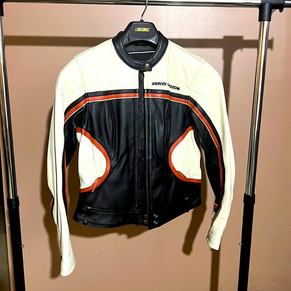 Harley Davidson women’s small leather jacket